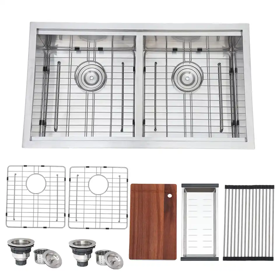 VCCUCINE 33×19 双槽工作台水槽，拉丝不锈钢 T-304 下嵌式厨房水槽，16 号钢板，深 9 英寸，附带砧板及配件，适用于厨房及卫浴供应商
